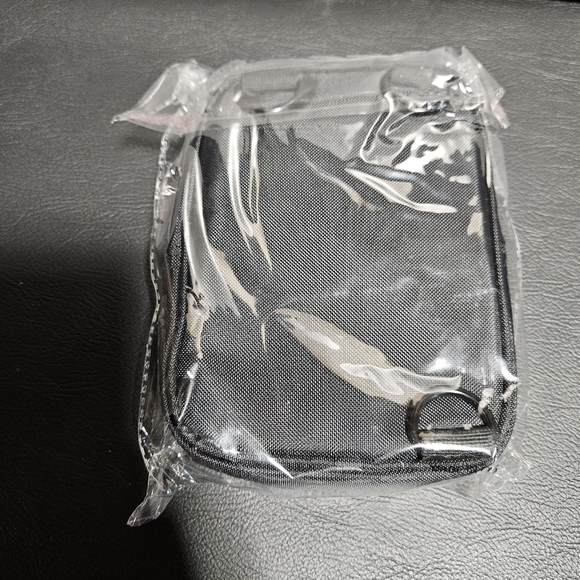 Crossbody Bag - Picture 6 of 8